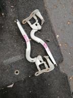 Фотография Петля капота комплект TOYOTA VITZ 2005г.