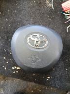 Фотография AIRBAG на руль TOYOTA VITZ 2015г.