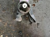 Фотография Подушка двигателя задняя TOYOTA PRIUS 2012г.