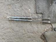 Фотография Амортизатор задней двери TOYOTA PRIUS 2010г.