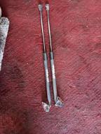 Фотография Амортизатор задней двери TOYOTA PRIUS 2008г.