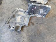 Фотография Защита двигателя правая TOYOTA VITZ 2015г.