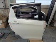 Фотография Дверь задняя правая TOYOTA VITZ 2012г.