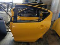 Фотография Дверь задняя левая TOYOTA AQUA 2013г.