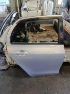 Фотография Дверь задняя правая TOYOTA VITZ 2009г.