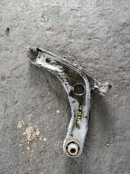 Фотография Рычаг передний левый TOYOTA AQUA 2012г.