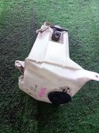 Фотография Бачок омывателя TOYOTA IPSUM 1999г.