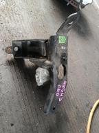 Фотография Подушка двигателя левая TOYOTA VITZ 2018г.