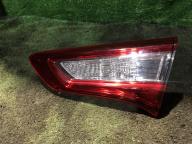 Фотография Вставка между стопов правая TOYOTA VITZ 2019г.