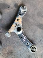 Фотография Рычаг передний правый TOYOTA ISIS 2009г.