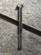 Фотография Амортизатор задней двери MAZDA CX-3 2015г.