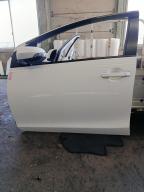 Фотография Дверь передняя левая TOYOTA AQUA 2014г.