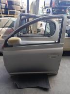 Фотография Зеркало левое TOYOTA VITZ 2003г.