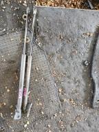 Фотография Амортизатор задней двери TOYOTA VITZ 2005г.