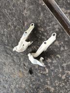 Фотография Петля капота комплект TOYOTA CRESTA 1998г.