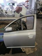 Фотография Дверь передняя левая TOYOTA VITZ 2001г.