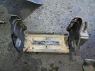 Фотография Крепление аккумулятора MITSUBISHI CANTER 2001г.