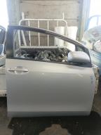 Фотография Дверь передняя правая TOYOTA VITZ 2006г.