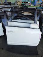 Фотография Дверь передняя правая TOYOTA PRIUS 2011г.