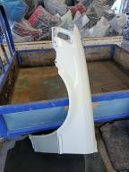 Фотография Капля на крыло TOYOTA CRESTA 1999г.