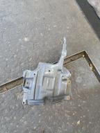 Фотография Защита двигателя правая TOYOTA AQUA 2013г.