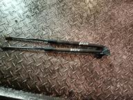 Фотография Амортизатор задней двери TOYOTA VITZ 2008г.