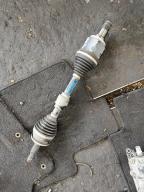 Фотография Привод передний левый TOYOTA PRIUS 2009г.