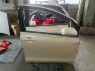 Фотография Дверь передняя правая TOYOTA VITZ 2005г.