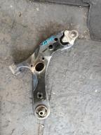 Фотография Рычаг передний правый TOYOTA PRIUS 2011г.