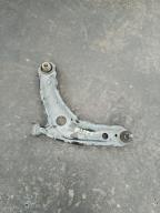 Фотография Рычаг передний левый TOYOTA AQUA 2014г.