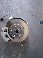 Фотография Ступица передняя левая TOYOTA PRIUS 2010г.