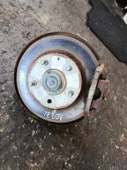 Фотография Ступица задняя правая MAZDA CAPELLA 1994г.