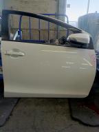 Фотография Дверь передняя правая TOYOTA AQUA 2012г.