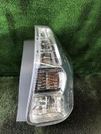 Фотография Стоп-сигнал правый TOYOTA PRIUS ALPHA 2011г.